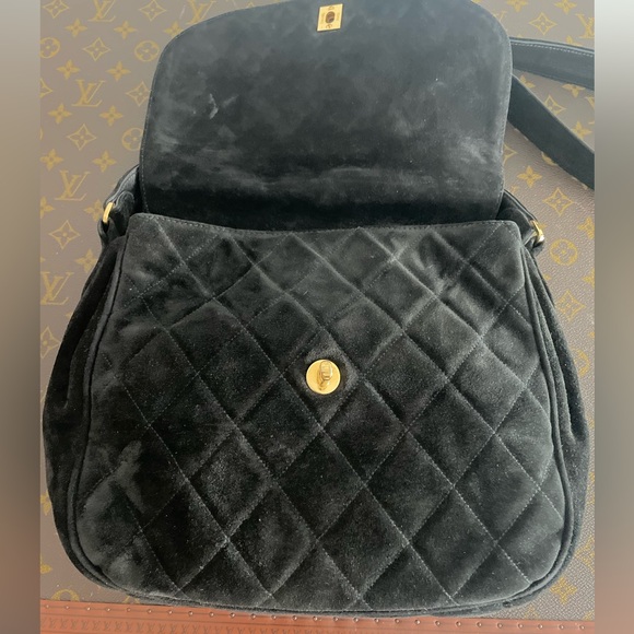 Vintage Chanel Black Suede Satchel - Picture 7 of 10